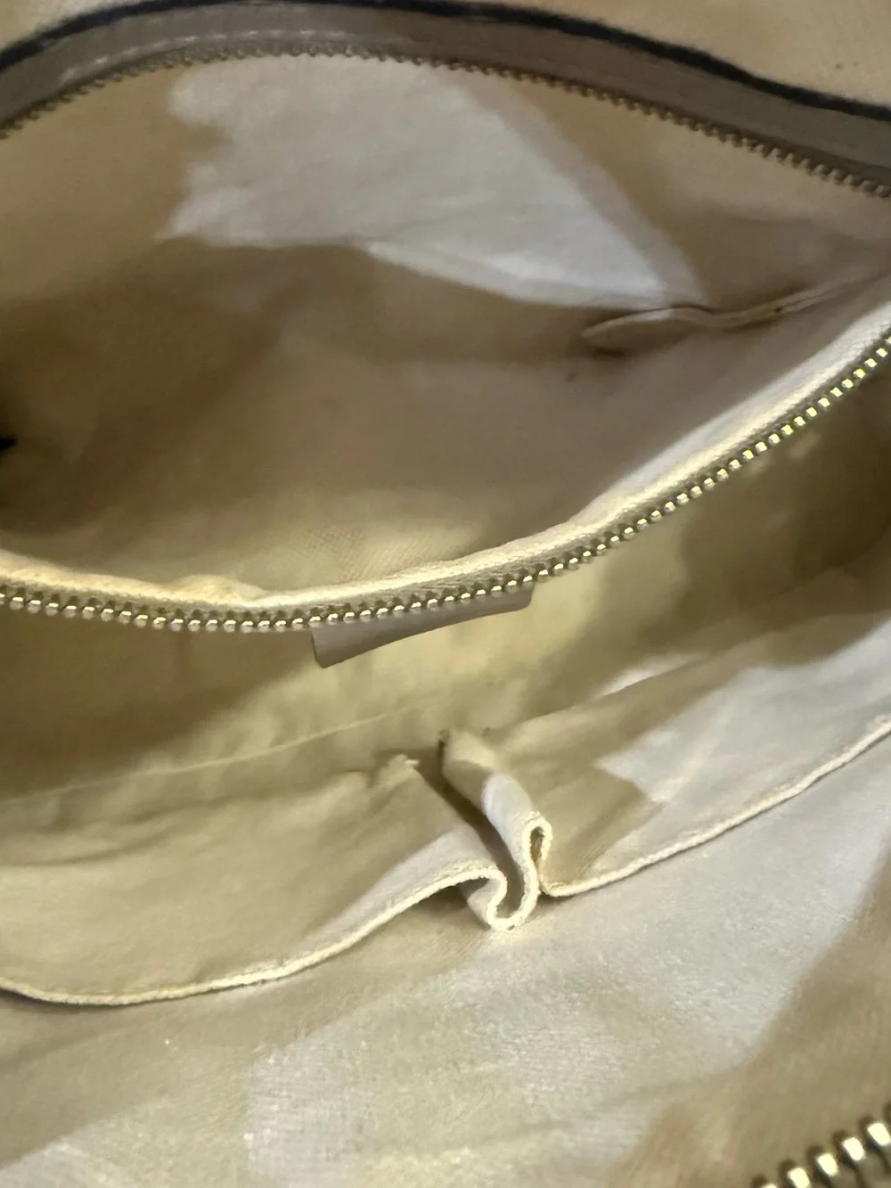 Gucci patent guccissima